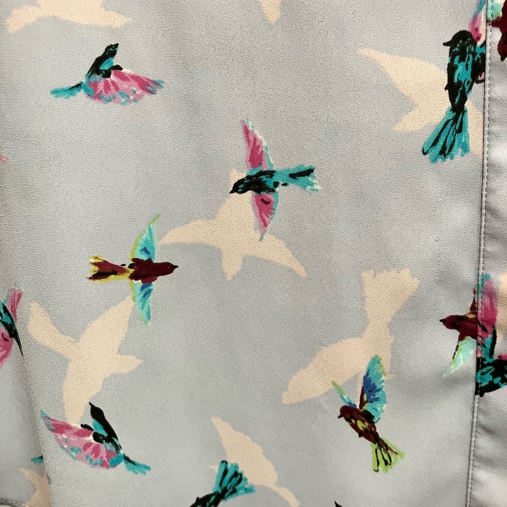 Nydj Light Blue Bird Patterned Button Relaxed Blo… - image 5